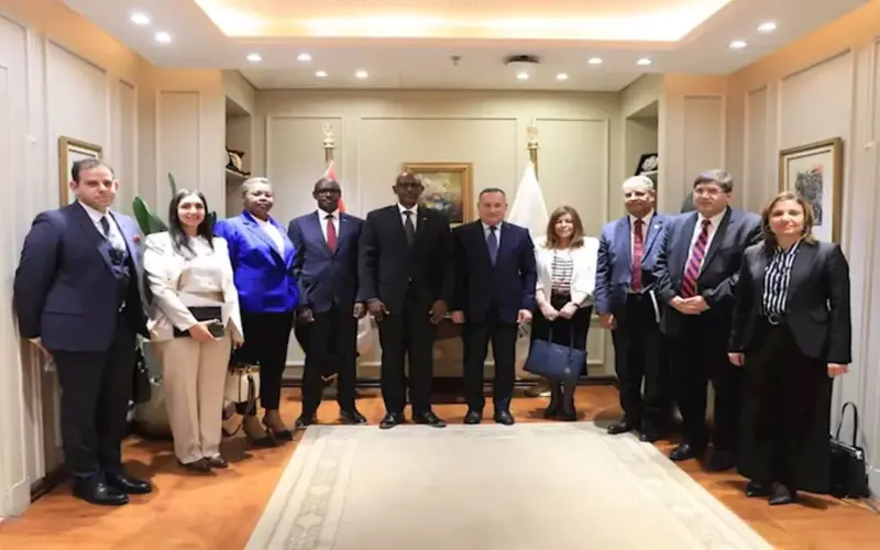 سلمه رسالة خطية للرئيس السيسي.. تفاصيل اجتماع وزيري التعليم العالي ونظيره